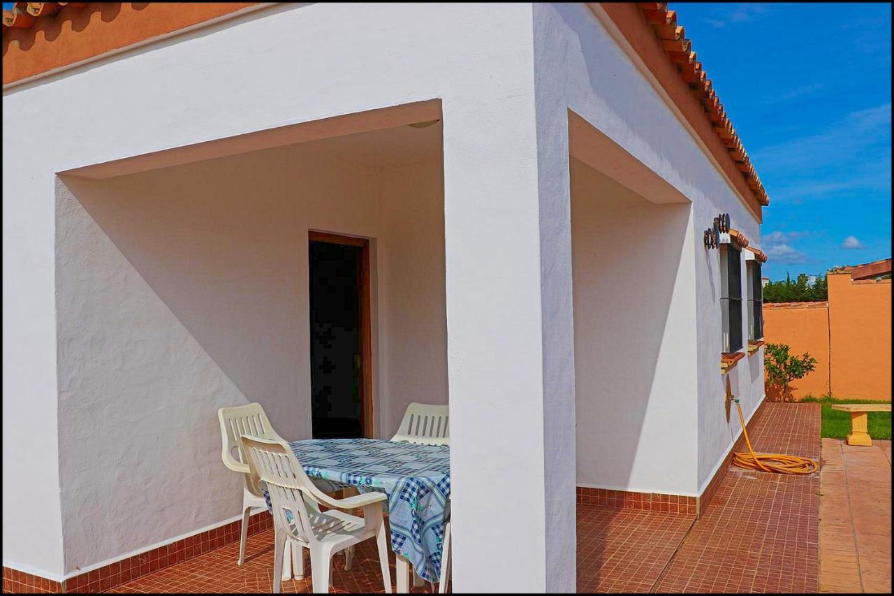 Chalet Rustico Roche Conil De La Frontera Exterior photo